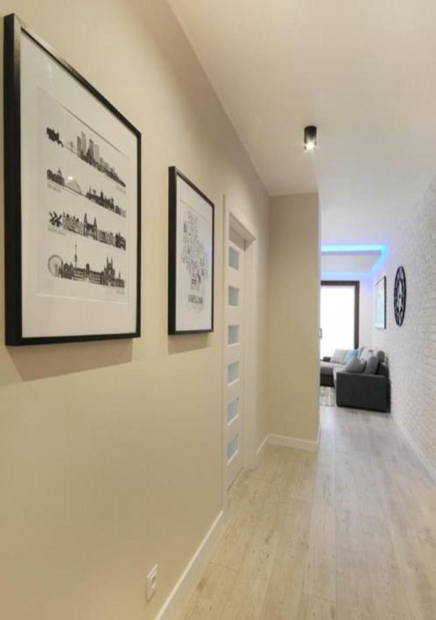 Bulwary Wislane P&O Serviced Apartments With Ac ワルシャワ エクステリア 写真